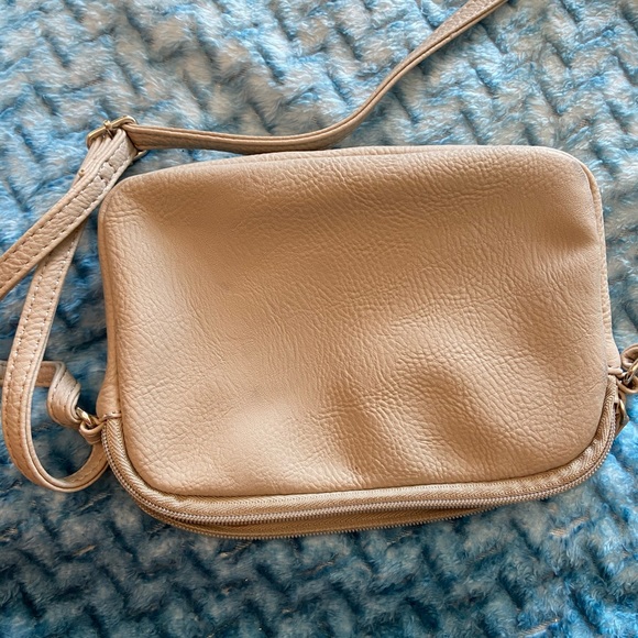 Purse - Picture 3 of 3